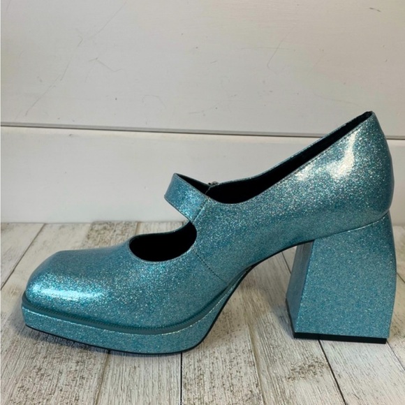 Gianni Bini Metallic Glitter Blue Platform Mary Jane’s - Picture 2 of 4